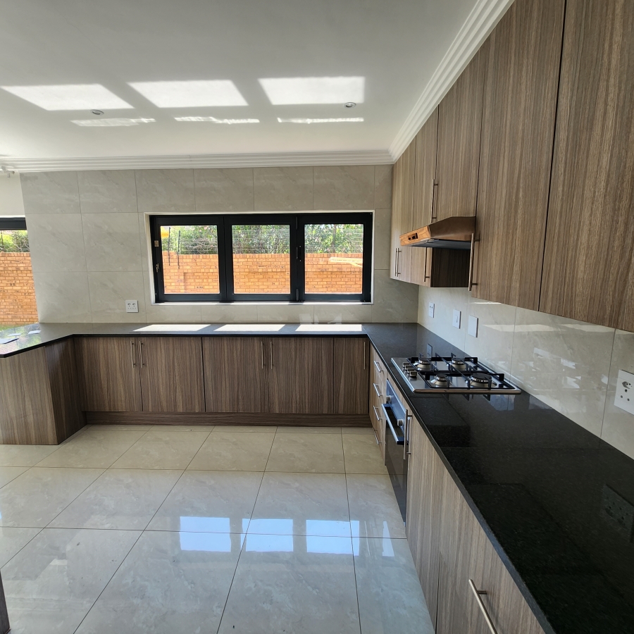 3 Bedroom Property for Sale in Brackenhurst Gauteng