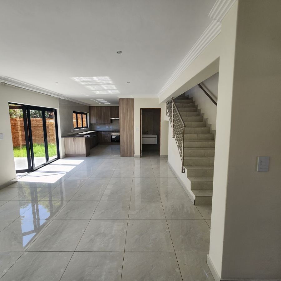 3 Bedroom Property for Sale in Brackenhurst Gauteng