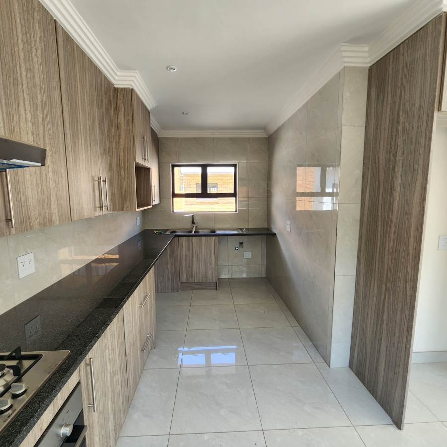 3 Bedroom Property for Sale in Brackenhurst Gauteng