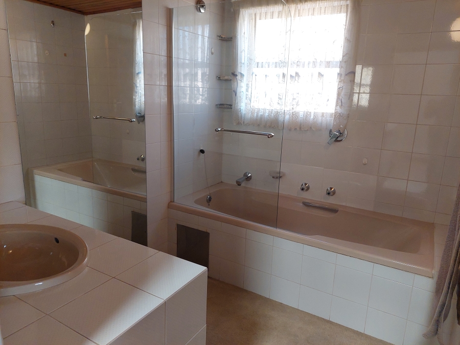 3 Bedroom Property for Sale in Morning Hill Gauteng