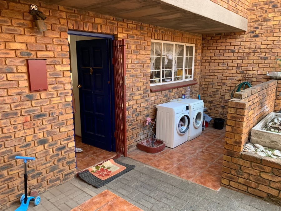 3 Bedroom Property for Sale in Moreleta Park Gauteng