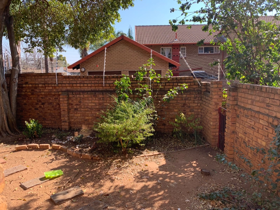 3 Bedroom Property for Sale in Moreleta Park Gauteng