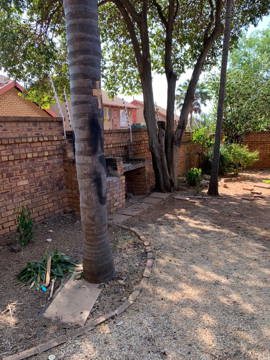 3 Bedroom Property for Sale in Moreleta Park Gauteng