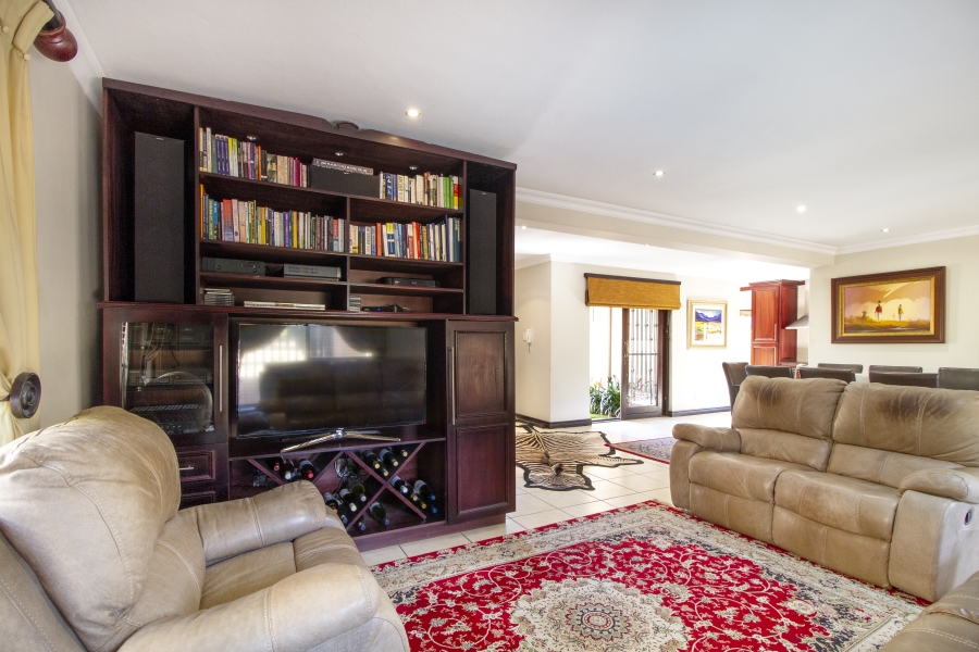 4 Bedroom Property for Sale in Moreleta Park Gauteng