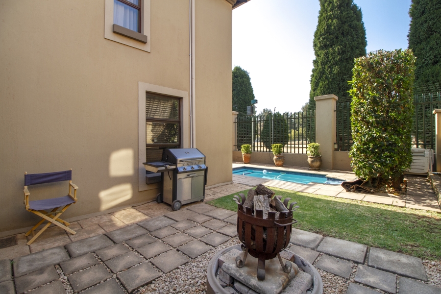 4 Bedroom Property for Sale in Moreleta Park Gauteng