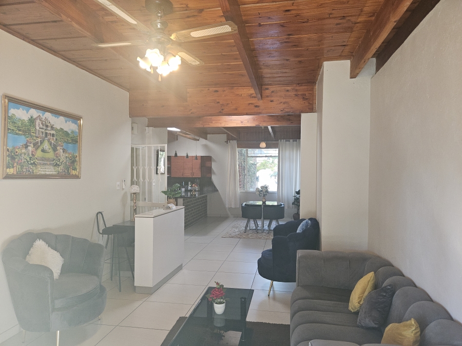 4 Bedroom Property for Sale in Annlin Gauteng