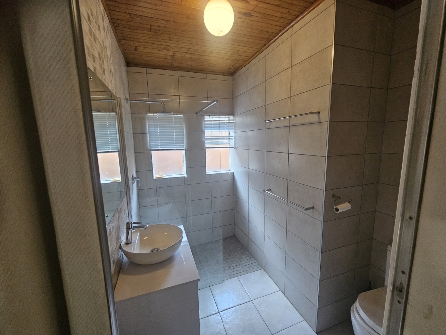 4 Bedroom Property for Sale in Annlin Gauteng