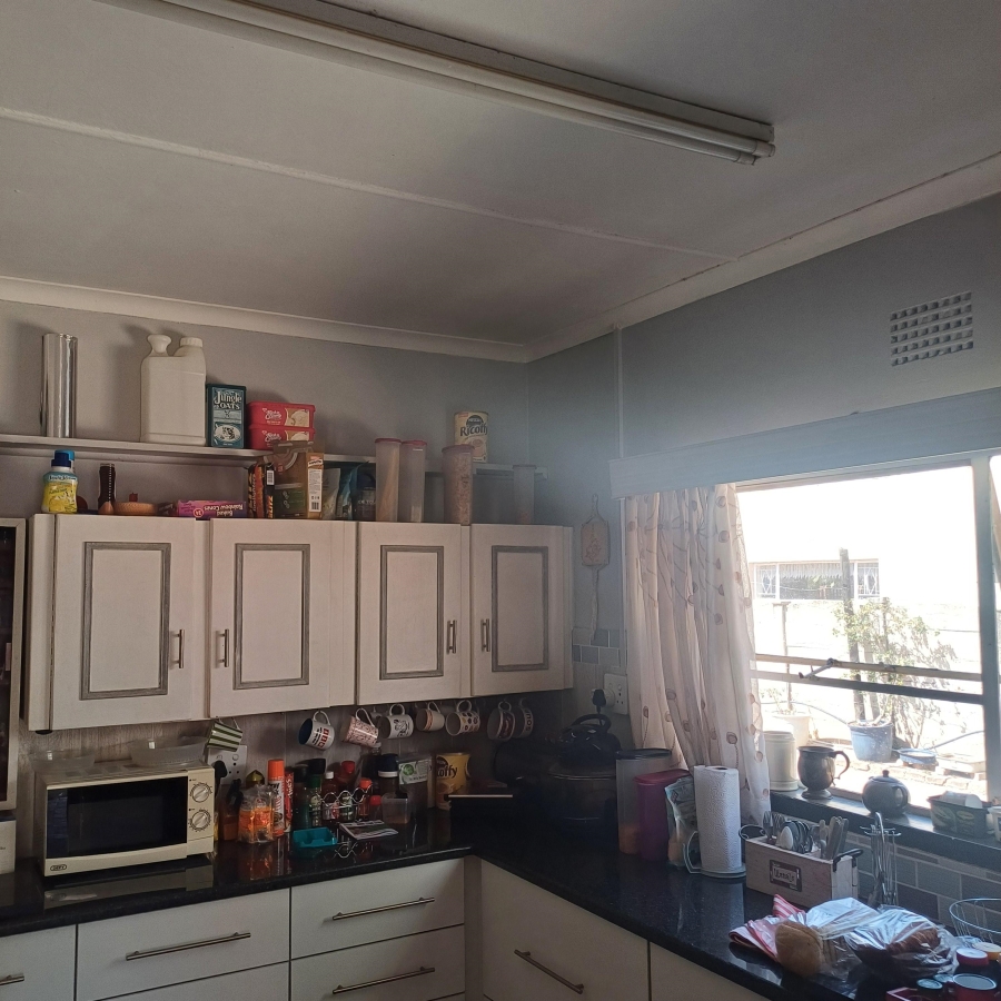 3 Bedroom Property for Sale in Golf Park Gauteng