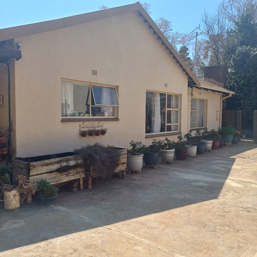 3 Bedroom Property for Sale in Golf Park Gauteng