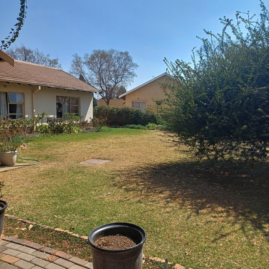 3 Bedroom Property for Sale in Golf Park Gauteng