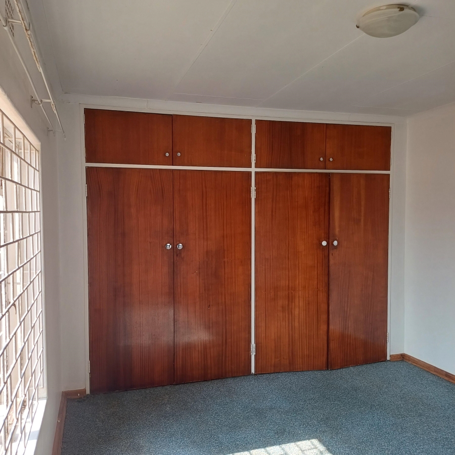 3 Bedroom Property for Sale in Chrissiefontein Gauteng