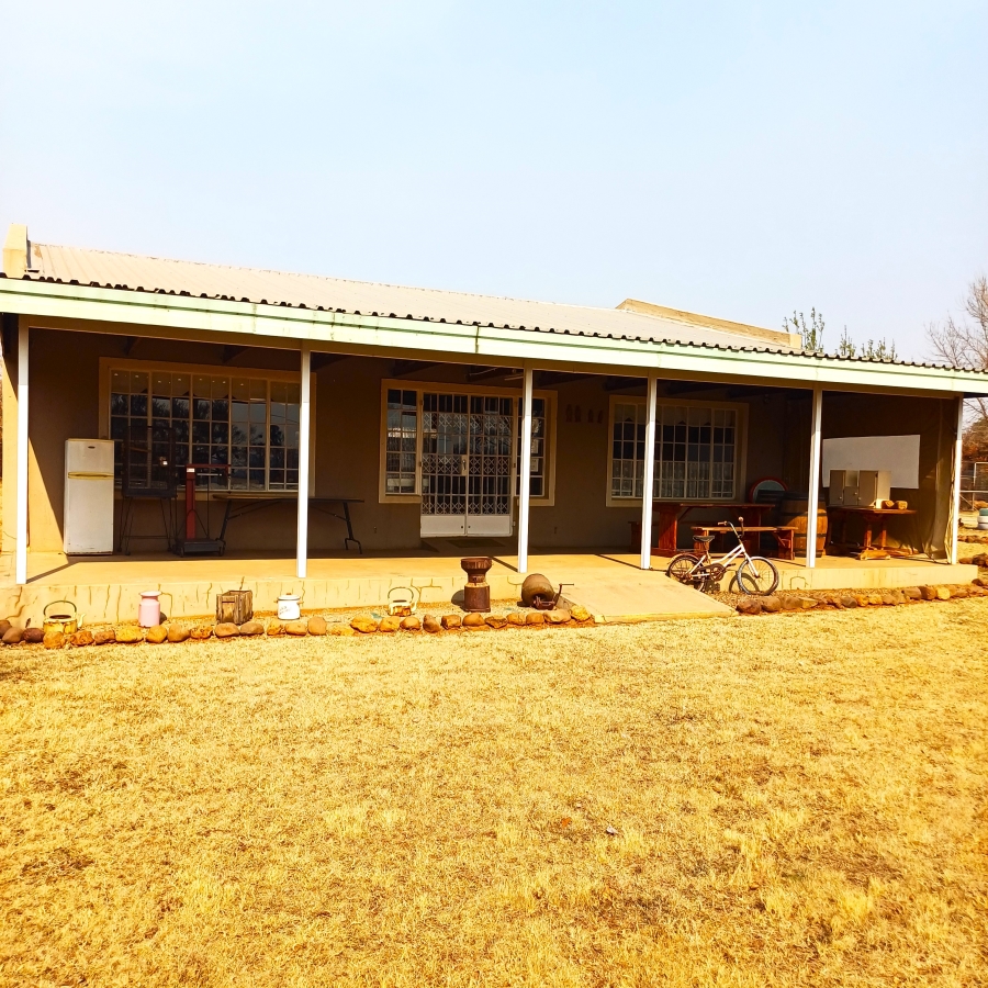 3 Bedroom Property for Sale in Chrissiefontein Gauteng