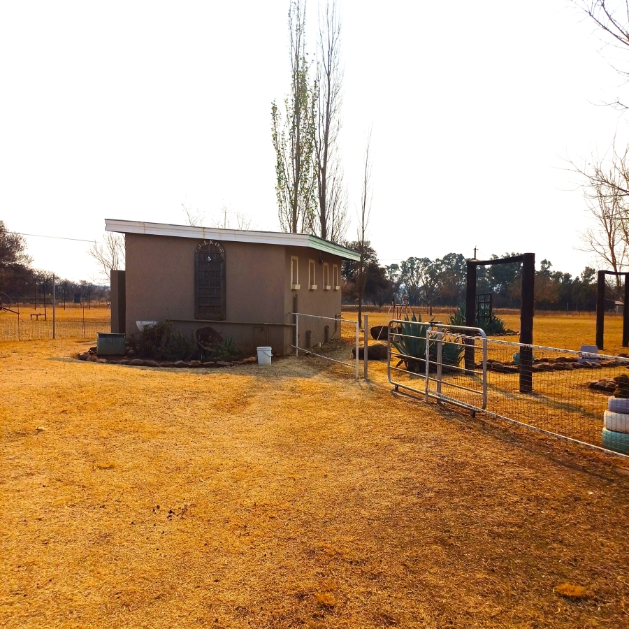 3 Bedroom Property for Sale in Chrissiefontein Gauteng