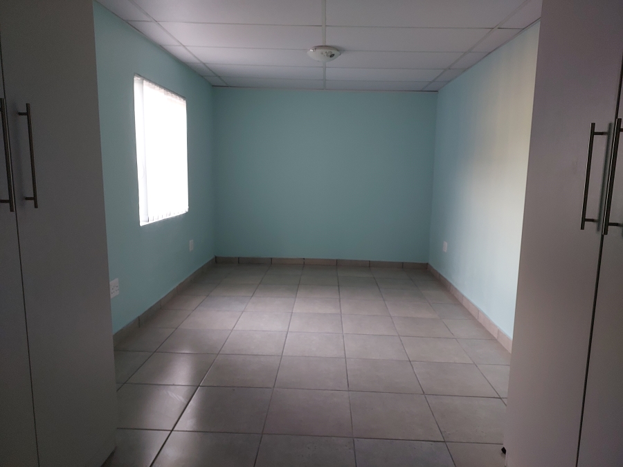 To Let 1 Bedroom Property for Rent in Rothdene Gauteng