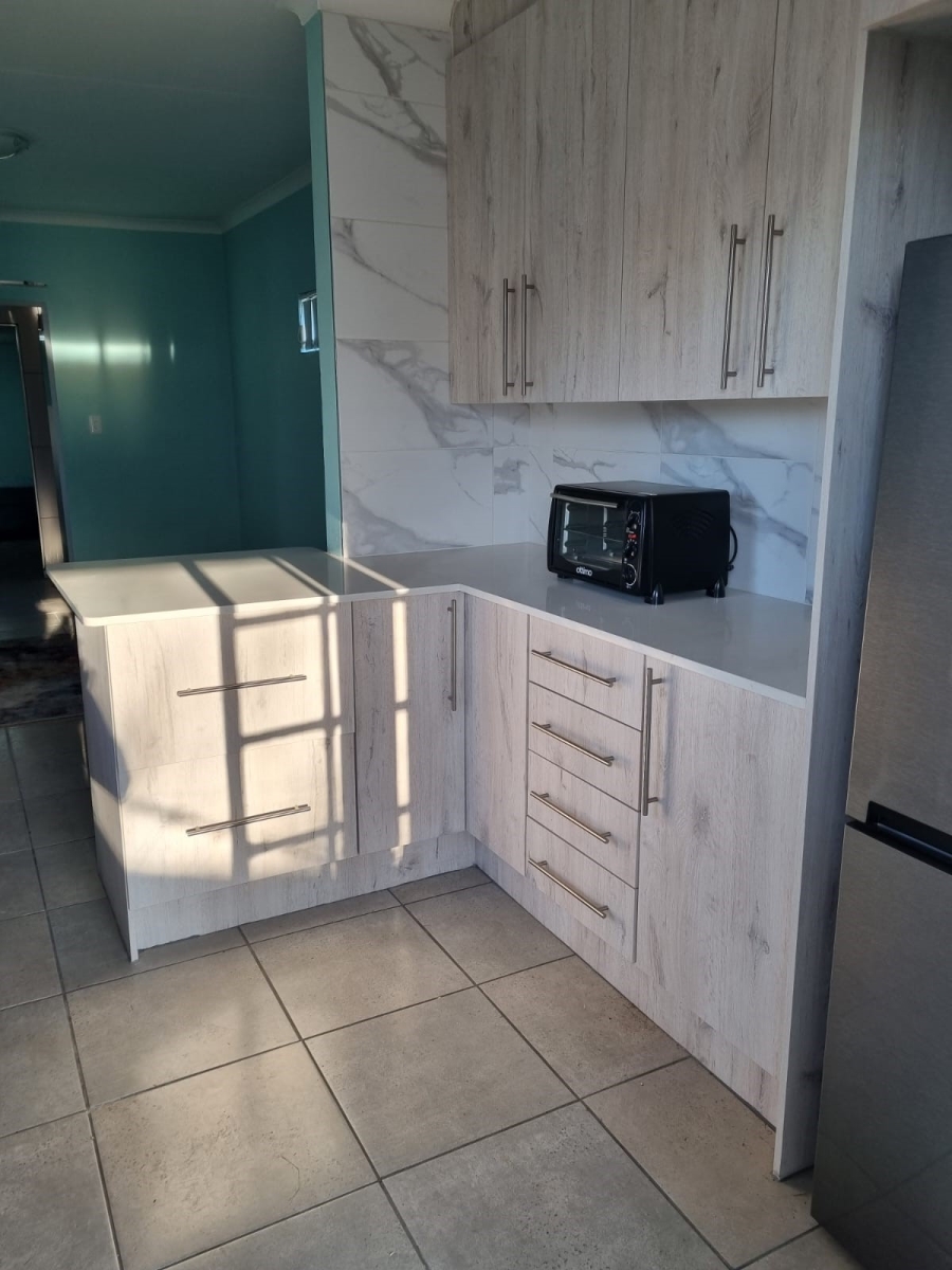 To Let 1 Bedroom Property for Rent in Rothdene Gauteng