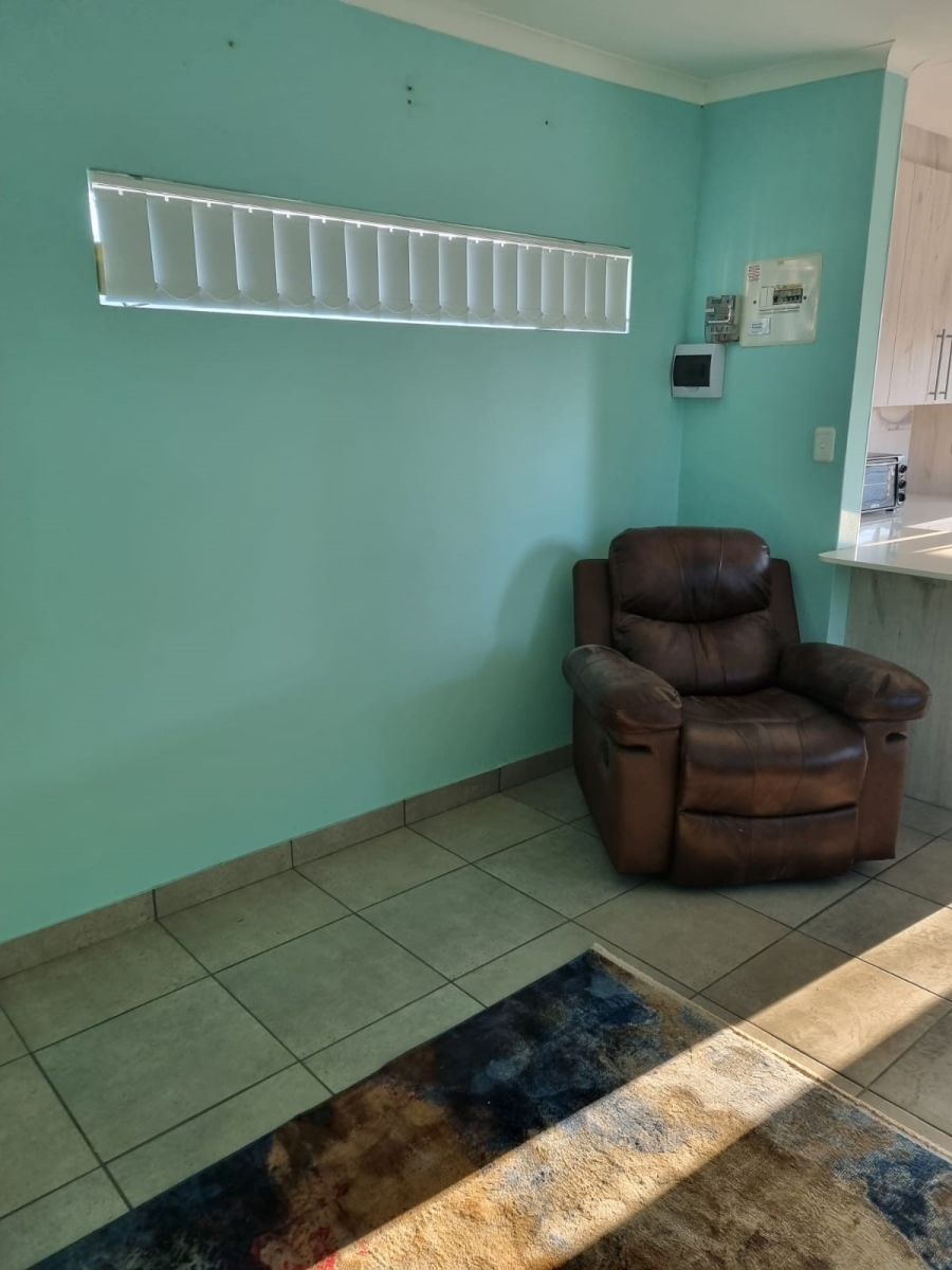 To Let 1 Bedroom Property for Rent in Rothdene Gauteng