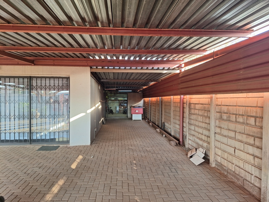 3 Bedroom Property for Sale in Kookrus Gauteng