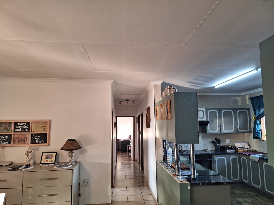 3 Bedroom Property for Sale in Kookrus Gauteng