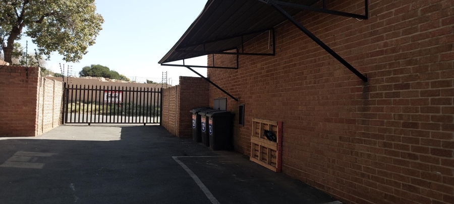 To Let 2 Bedroom Property for Rent in Chrisville Gauteng