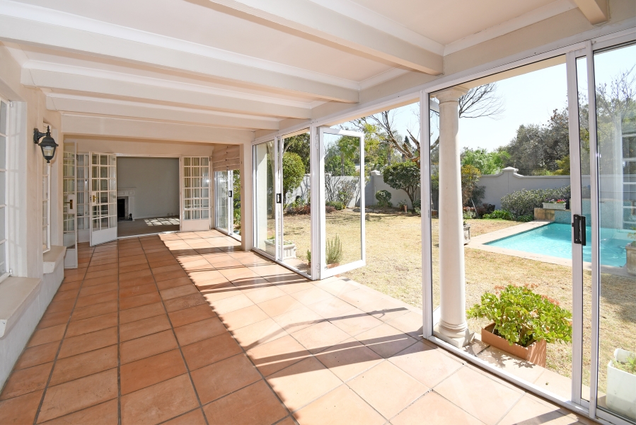 3 Bedroom Property for Sale in Lonehill Gauteng