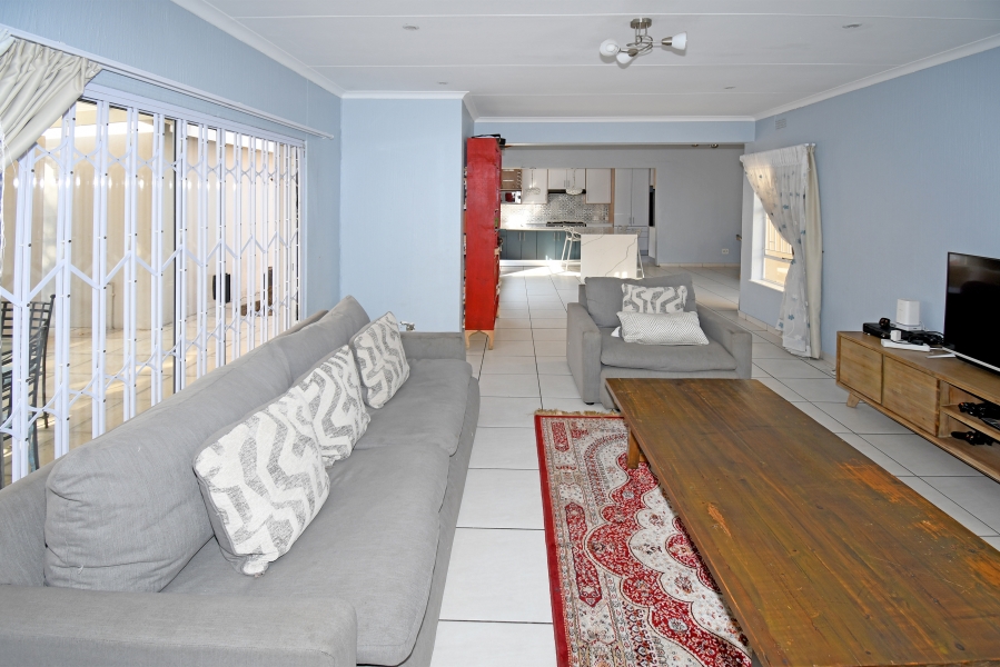 4 Bedroom Property for Sale in Paulshof Gauteng