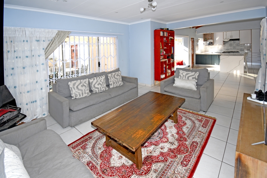 4 Bedroom Property for Sale in Paulshof Gauteng