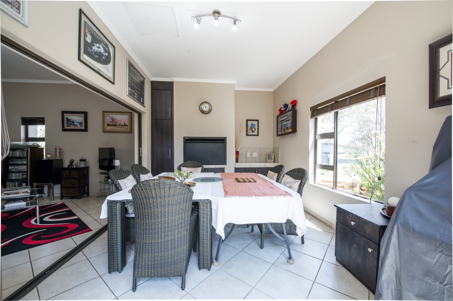 3 Bedroom Property for Sale in Copperleaf Estate Gauteng