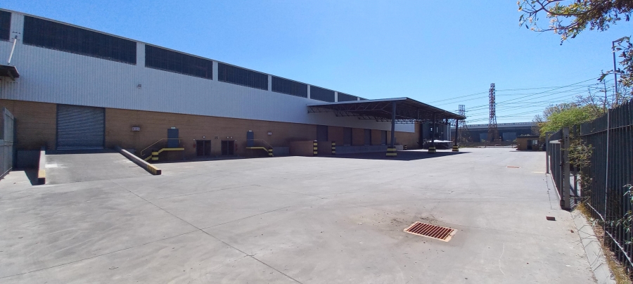 To Let commercial Property for Rent in Gosforth Park Gauteng