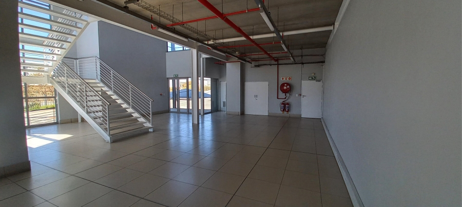 To Let commercial Property for Rent in Gosforth Park Gauteng