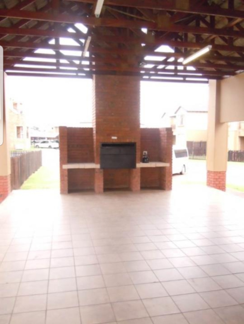 2 Bedroom Property for Sale in Serengeti Lifestyle Estate Gauteng