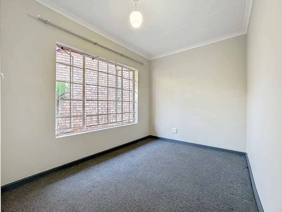 3 Bedroom Property for Sale in Meyerspark Gauteng