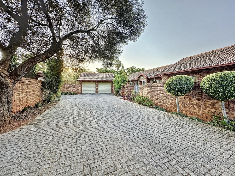 3 Bedroom Property for Sale in Meyerspark Gauteng