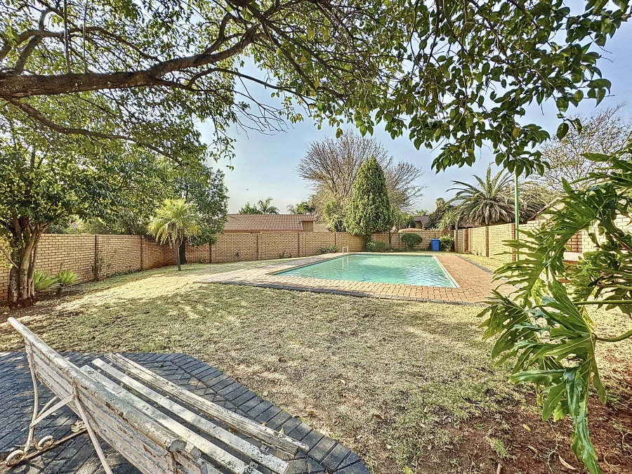 3 Bedroom Property for Sale in Meyerspark Gauteng