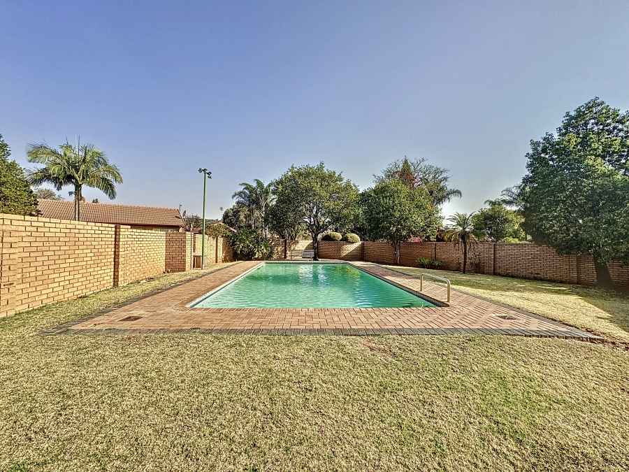 3 Bedroom Property for Sale in Meyerspark Gauteng