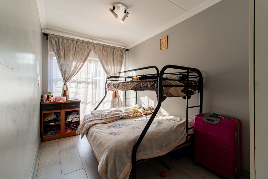 2 Bedroom Property for Sale in Kew Gauteng