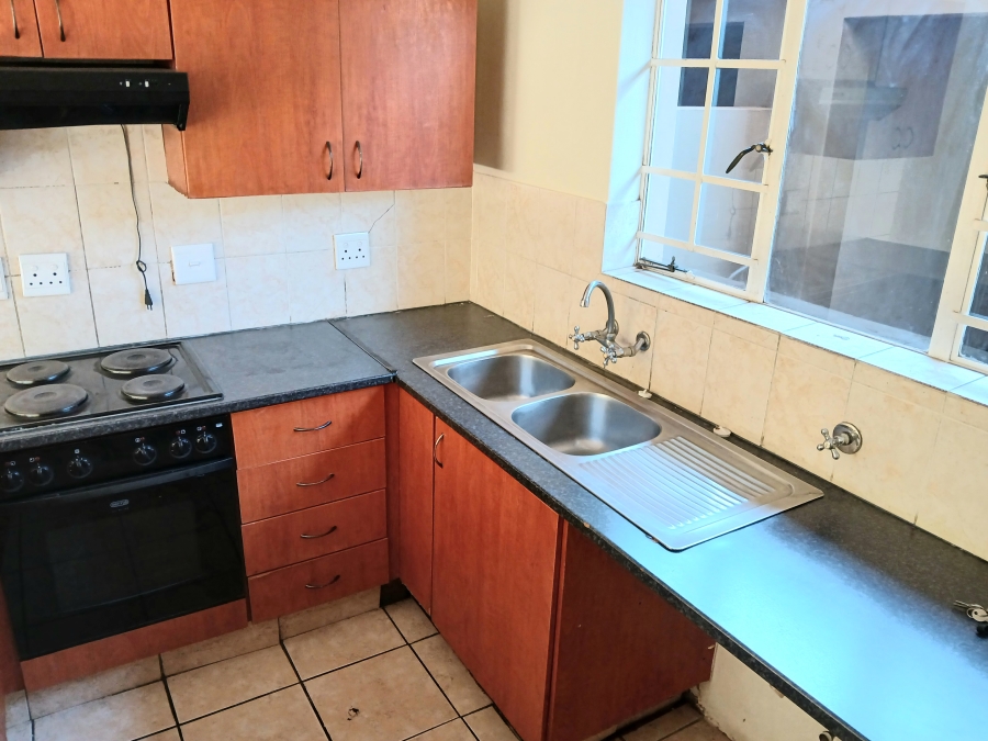 3 Bedroom Property for Sale in Annlin Gauteng