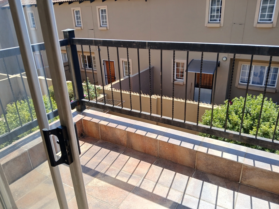 3 Bedroom Property for Sale in Annlin Gauteng