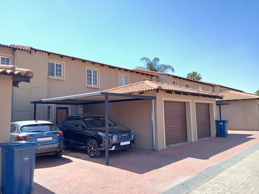 3 Bedroom Property for Sale in Annlin Gauteng