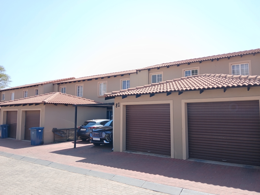 3 Bedroom Property for Sale in Annlin Gauteng