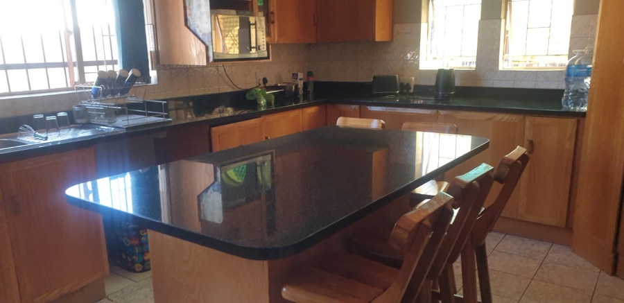 3 Bedroom Property for Sale in Parktown Estate Gauteng