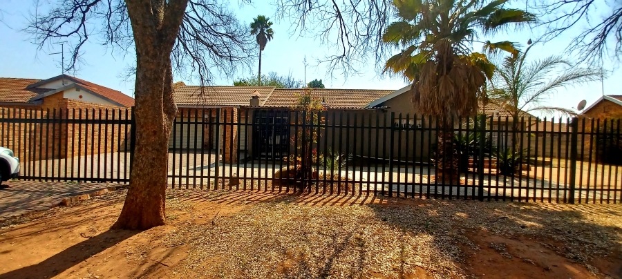 3 Bedroom Property for Sale in Visagie Park Gauteng