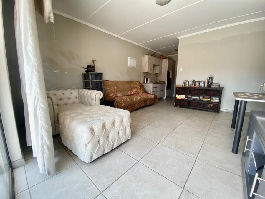 2 Bedroom Property for Sale in Amberfield Gauteng