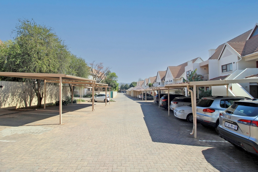 3 Bedroom Property for Sale in Glen Atholl Gauteng