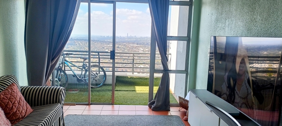 To Let 2 Bedroom Property for Rent in Northcliff Gauteng