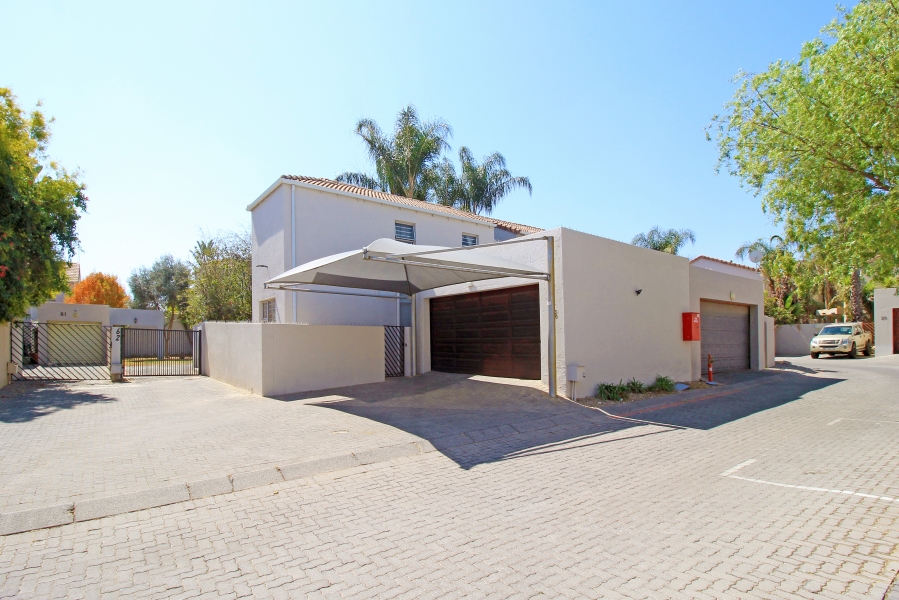 2 Bedroom Property for Sale in Sunninghill Gauteng