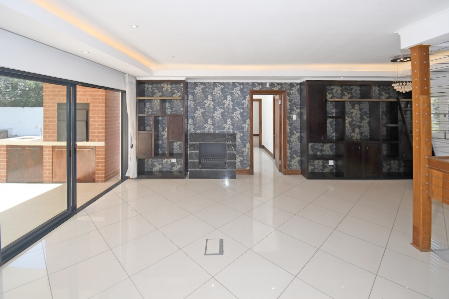 4 Bedroom Property for Sale in Bryanston Gauteng