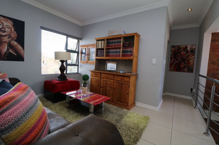 4 Bedroom Property for Sale in Olympus AH Gauteng