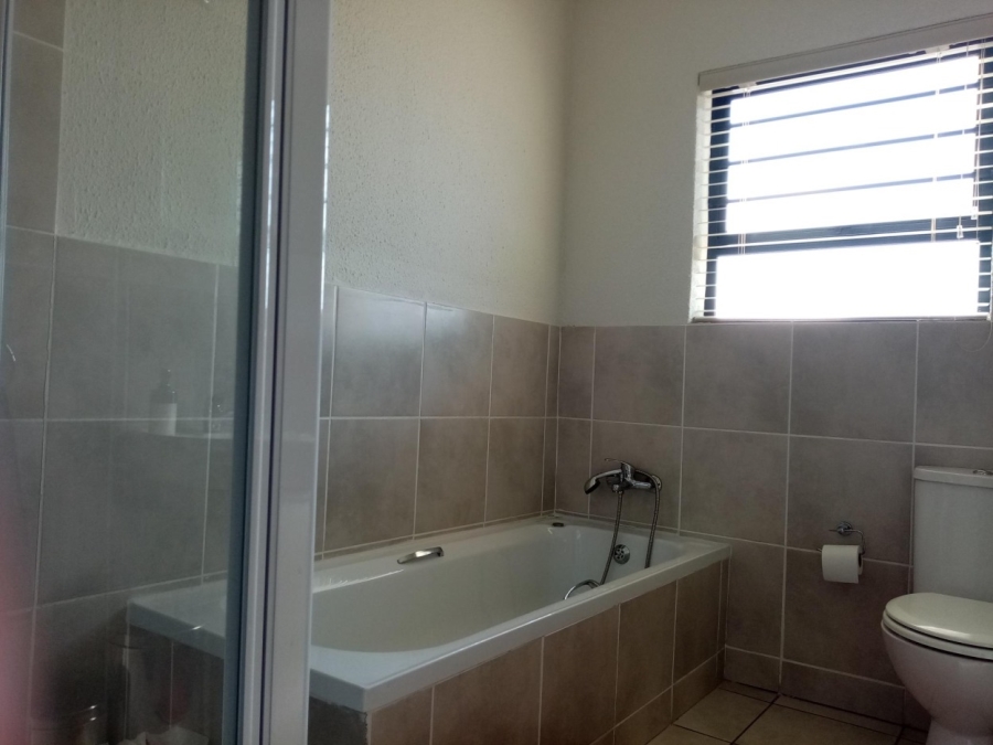 3 Bedroom Property for Sale in New Market Park Gauteng