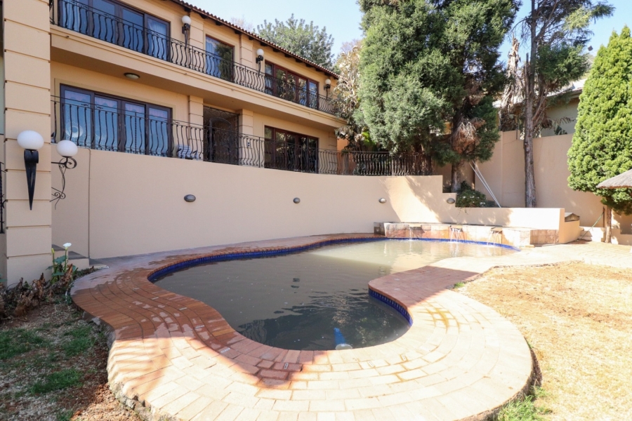 3 Bedroom Property for Sale in Glenvista Gauteng