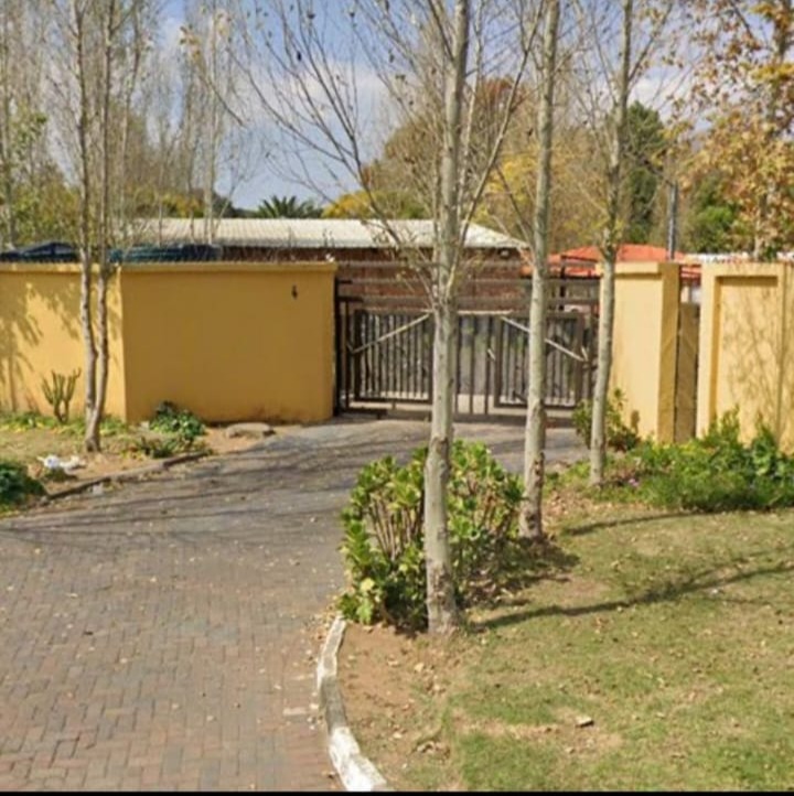 To Let 2 Bedroom Property for Rent in Three Rivers Gauteng